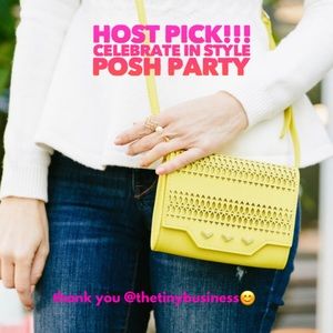 Stella & Dot | 🌞💫Nolita Electric Yellow Crossbody Purse